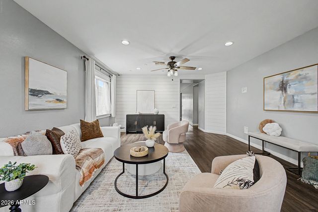 11584 W OGLESBY Avenue, Youngtown, AZ 85363