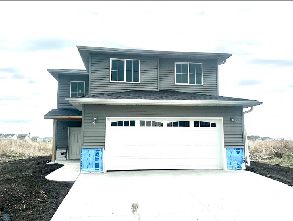 6273 86 Avenue S, Horace, ND 58047