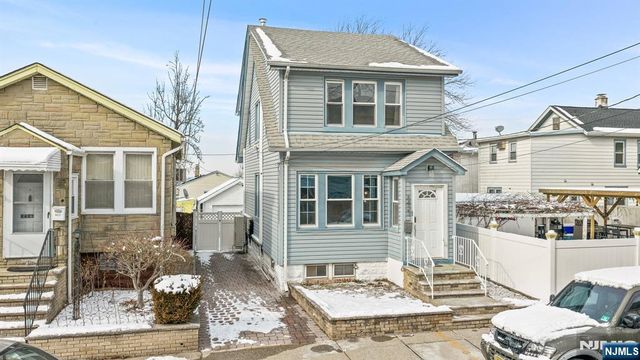 8423 Newkirk Avenue, North Bergen, NJ 07047