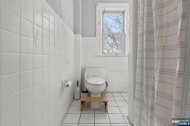 8423 Newkirk Avenue, North Bergen, NJ 07047