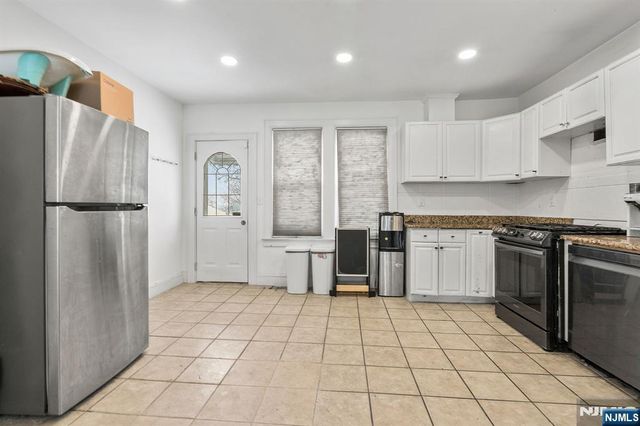 8423 Newkirk Avenue, North Bergen, NJ 07047