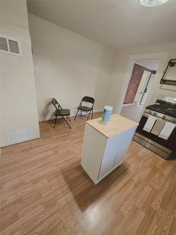 404 N Hill ST, Itasca, TX 76055