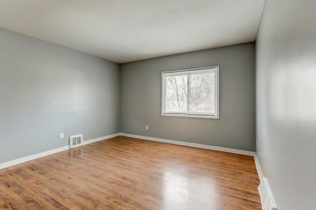 7228 Chalmers Avenue Upper, Warren, MI 48091