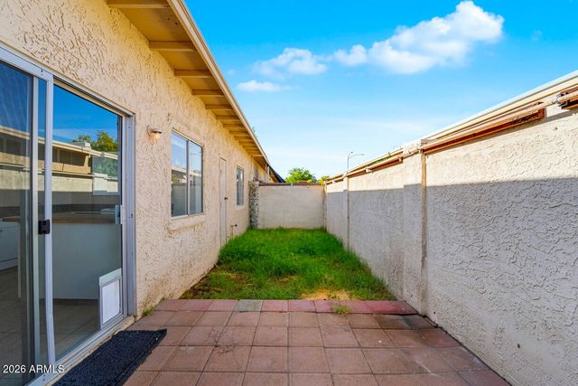 15601 N 27TH Street 40, Phoenix, AZ 85032