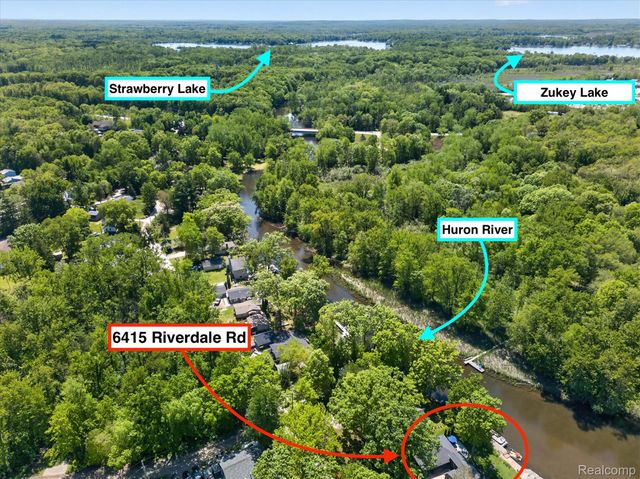 6415 Riverdale Road, Hamburg Township, MI 48189