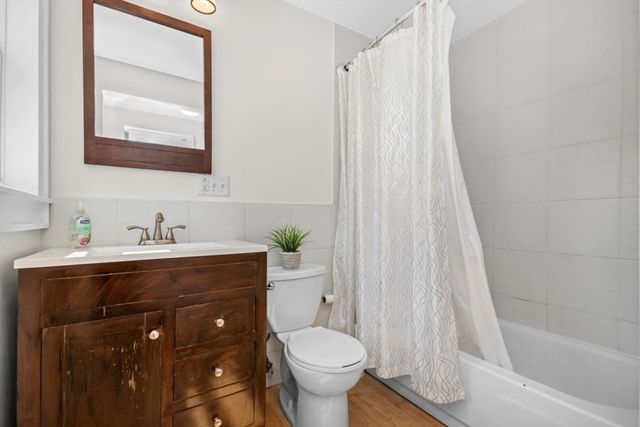 62 Clifford St A, Boston, MA 02119