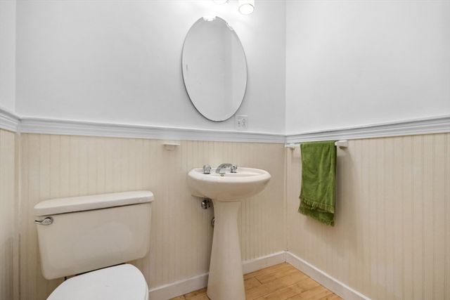 62 Clifford St A, Boston, MA 02119