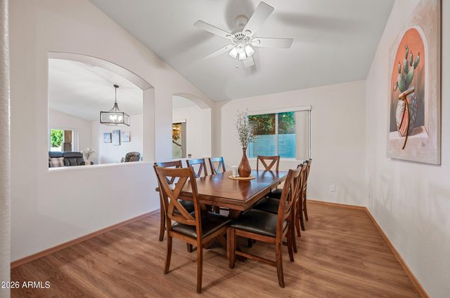 7919 W ROSE GARDEN Lane, Peoria, AZ 85382