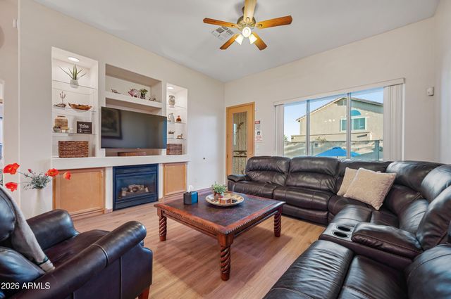 7919 W ROSE GARDEN Lane, Peoria, AZ 85382