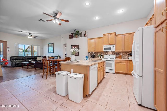 7919 W ROSE GARDEN Lane, Peoria, AZ 85382