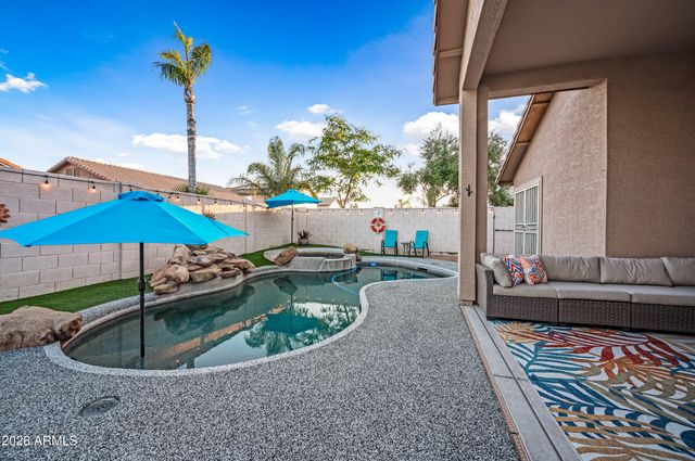 7919 W ROSE GARDEN Lane, Peoria, AZ 85382