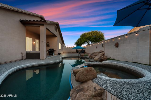 7919 W ROSE GARDEN Lane, Peoria, AZ 85382