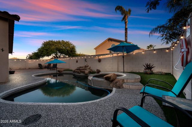7919 W ROSE GARDEN Lane, Peoria, AZ 85382