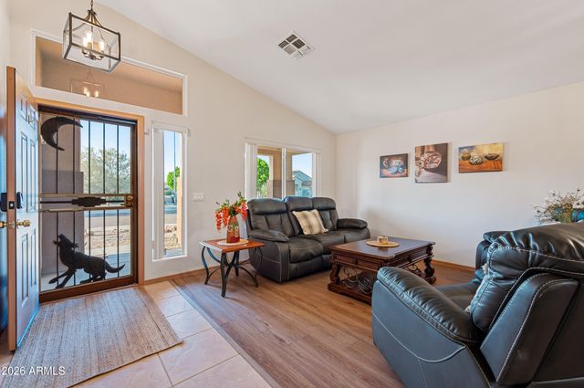 7919 W ROSE GARDEN Lane, Peoria, AZ 85382