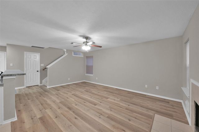147 Anise Tree Place, The Woodlands, TX 77382