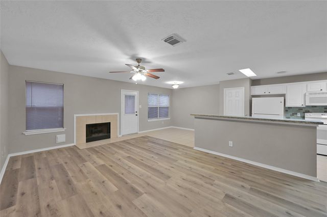 147 Anise Tree Place, The Woodlands, TX 77382