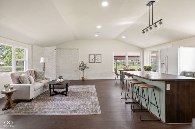 125 S Alfonte Street, Ingalls, IN 46048