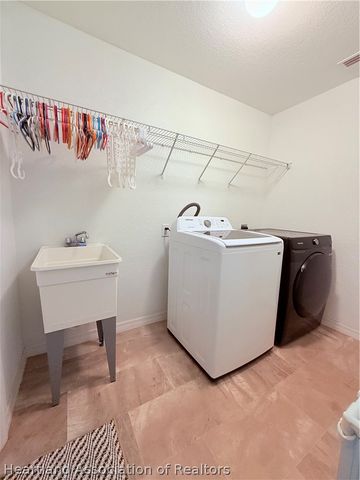 4559 San Ignacio Drive, Sebring, FL 33872