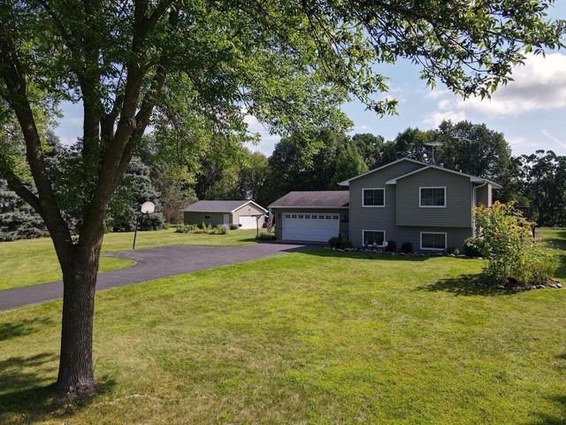 30751 Wallmark Lake Drive, Chisago City, MN 55013