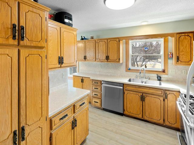 30751 Wallmark Lake Drive, Chisago City, MN 55013