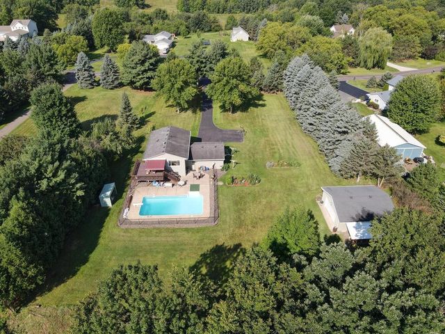 30751 Wallmark Lake Drive, Chisago City, MN 55013