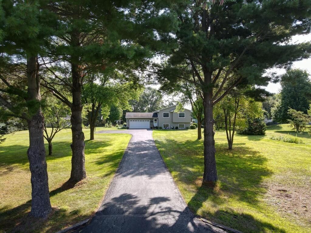 30751 Wallmark Lake Drive, Chisago City, MN 55013