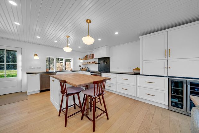 54 Middle Road, Brentwood, NH 03833