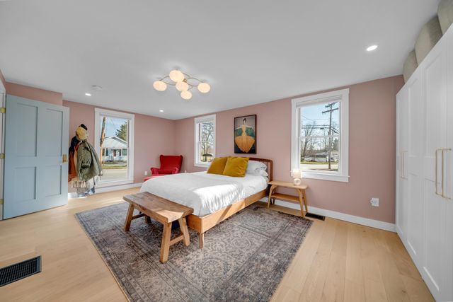 54 Middle Road, Brentwood, NH 03833