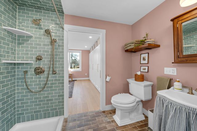 54 Middle Road, Brentwood, NH 03833
