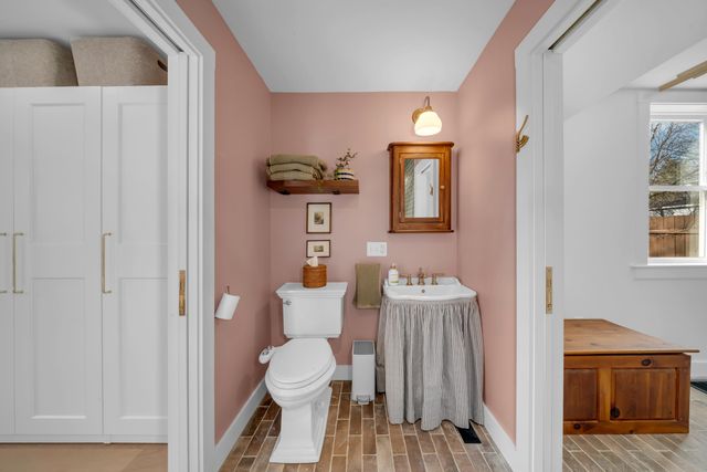 54 Middle Road, Brentwood, NH 03833