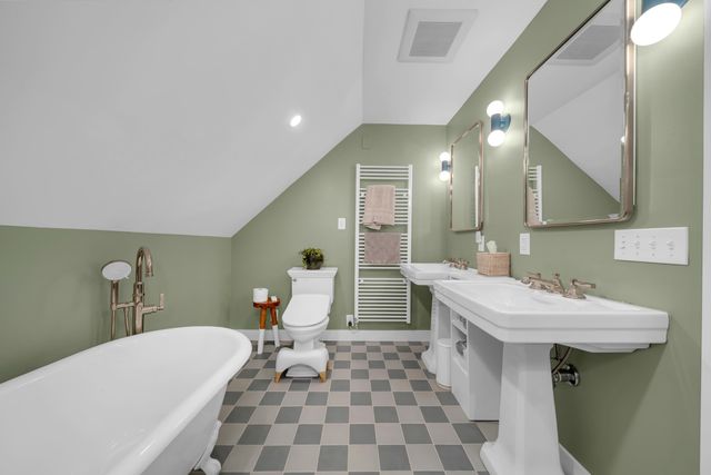 54 Middle Road, Brentwood, NH 03833
