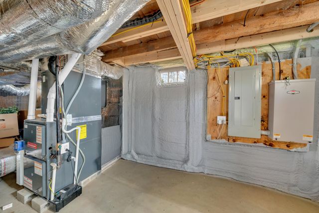 54 Middle Road, Brentwood, NH 03833