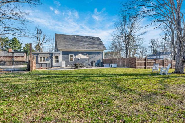 54 Middle Road, Brentwood, NH 03833