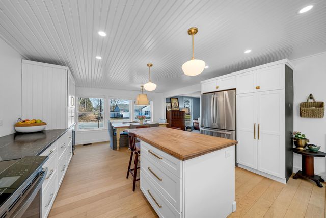 54 Middle Road, Brentwood, NH 03833