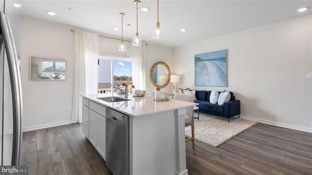 100 BARLETT LN, Harrisburg, PA 17111