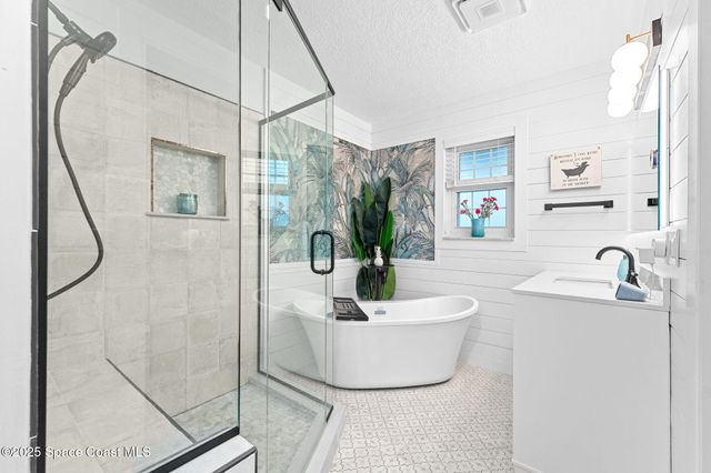 116 Cat Cay Lane, Indian Harbour Beach, FL 32937