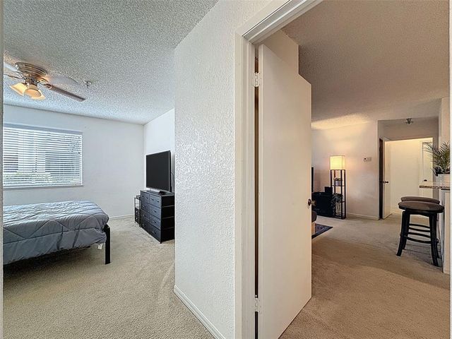 10265 GANDY BLVD N 1411, St Petersburg, FL 33702