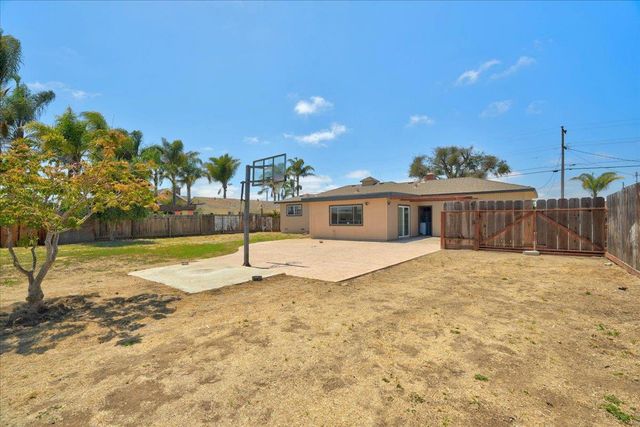 664 Middlefield Road, Salinas, CA 93906
