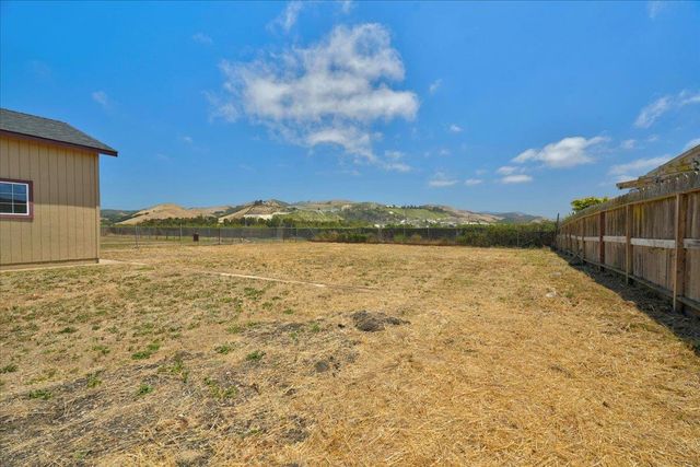 664 Middlefield Road, Salinas, CA 93906