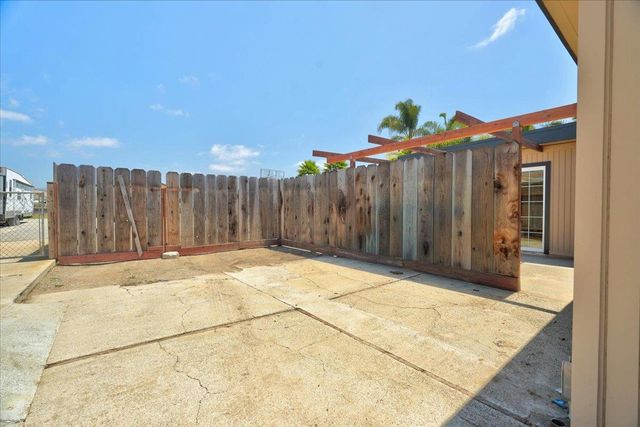 664 Middlefield Road, Salinas, CA 93906