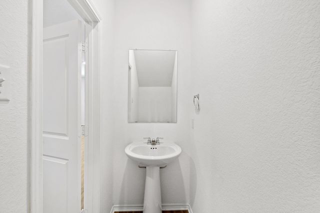 242 Geode GLN, Maxwell, TX 78656