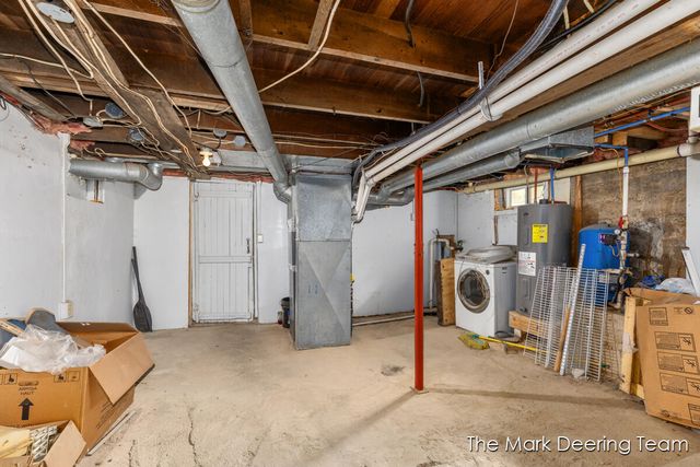 11612 Elm Avenue, Howard City, MI 49329