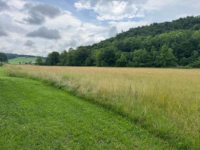 6363 779 Highway, Rockholds, KY 40759