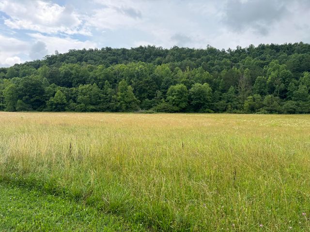 6363 779 Highway, Rockholds, KY 40759