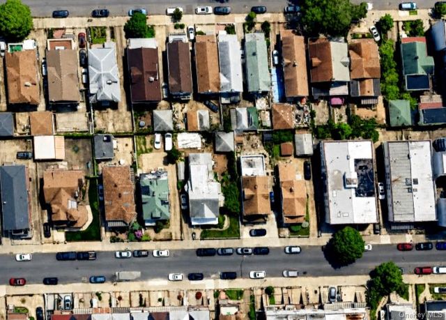 39 Bay 22nd Street, Brooklyn, NY 11214