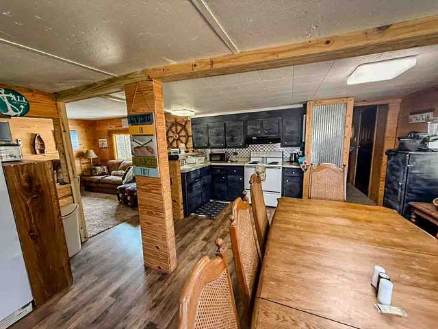 375 Belview Rd, Springville, TN 38256