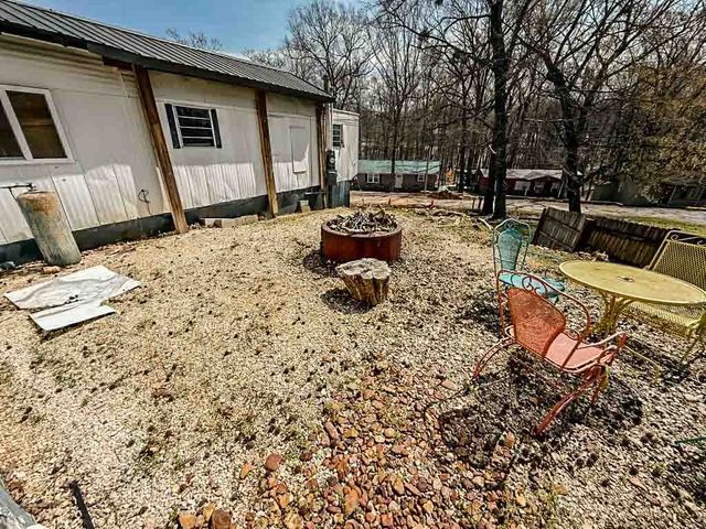 375 Belview Rd, Springville, TN 38256