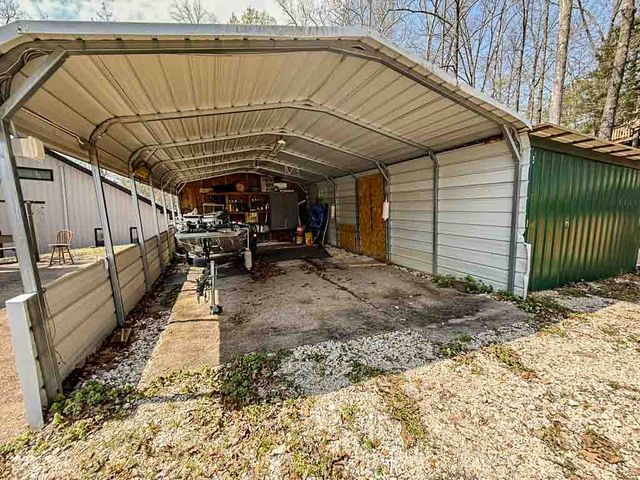 375 Belview Rd, Springville, TN 38256