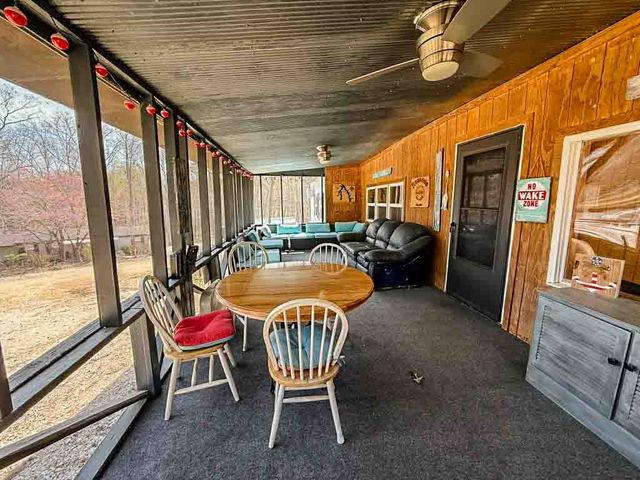 375 Belview Rd, Springville, TN 38256