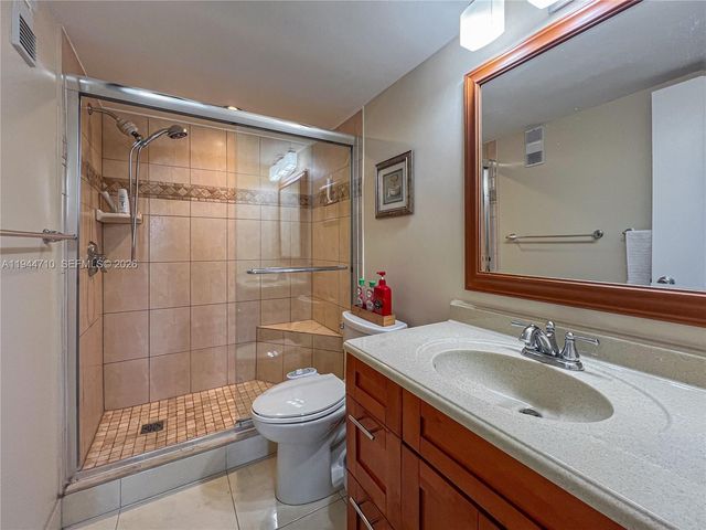 8900 Washington Boulevard 401A, Pembroke Pines, FL 33025
